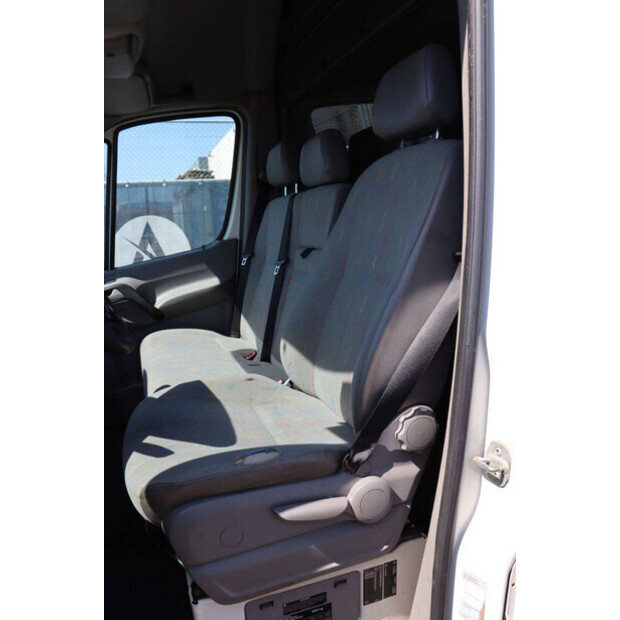 2010 Volkswagen CRAFTER-49154272