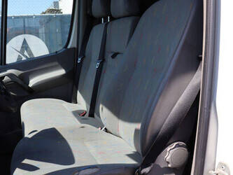 2010-volkswagen-crafter-1489437-49154272