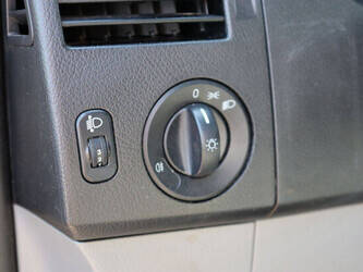 2010-volkswagen-crafter-1489437-49154277