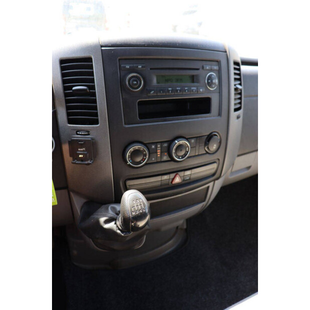 2010 Volkswagen CRAFTER-49154281