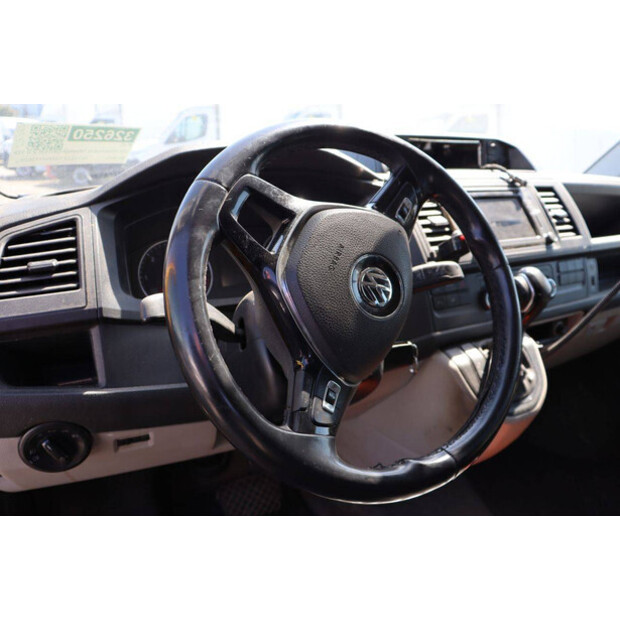 2019 Volkswagen Transporter-49154375