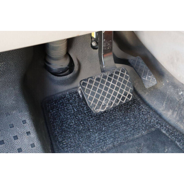 2019 Volkswagen Transporter-49154376