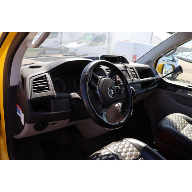 2019 Volkswagen Transporter-49154377