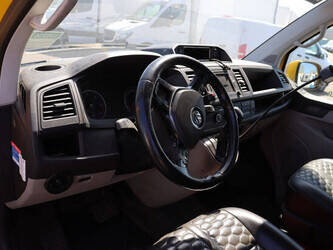 2019-volkswagen-transporter-1489439-49154377