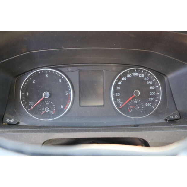 2019 Volkswagen Transporter-49154379