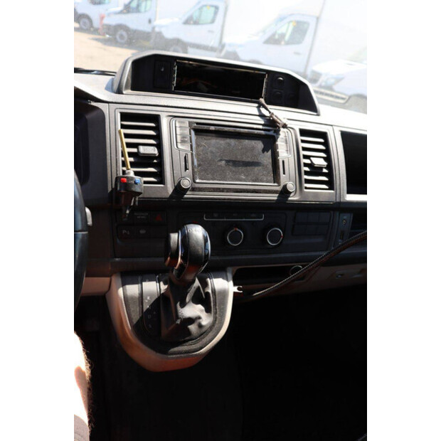 2019 Volkswagen Transporter-49154382