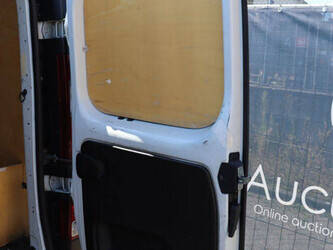 2019-renault-trafic-1489440-49154415