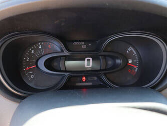 2019-renault-trafic-1489440-49154432