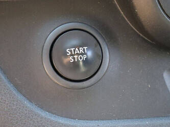 2019-renault-trafic-1489440-49154437