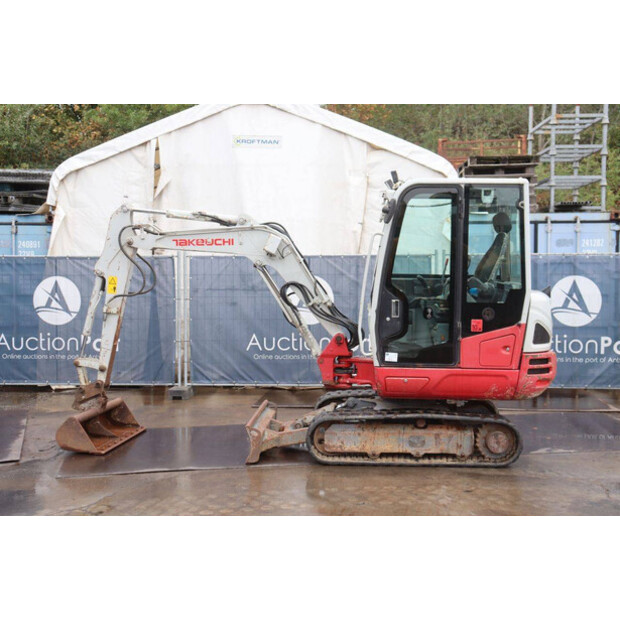 2017 TAKEUCHI TB230-49154791