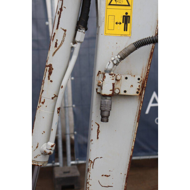 2017 TAKEUCHI TB230-49154804