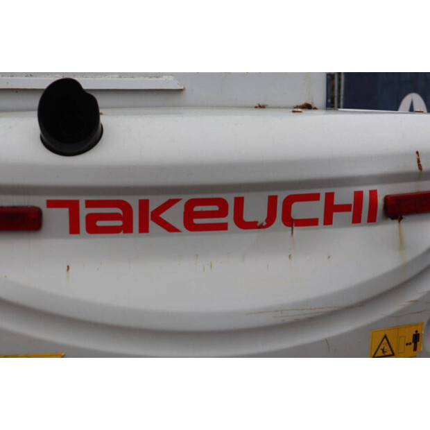 2017 TAKEUCHI TB230-49154815