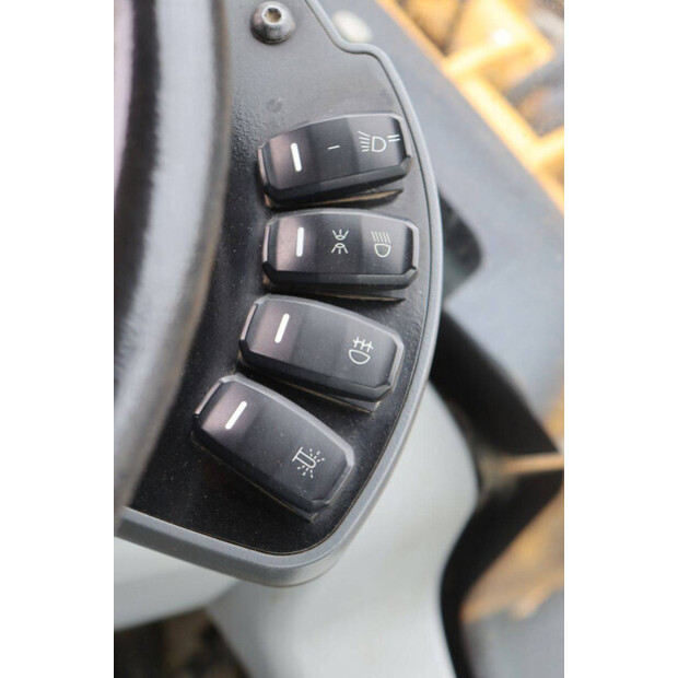 2016 Caterpillar 907M-49154946