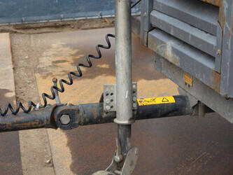 2009-atlas-copco-xas47-49155086