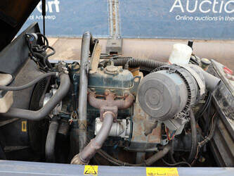 2009-atlas-copco-xas47-49155093