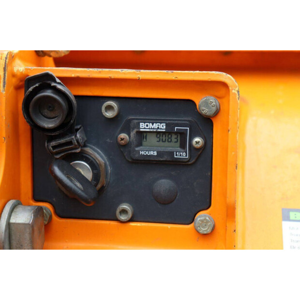 2010 BOMAG BPR 100/80 D-49155129
