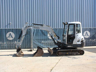 صورة ل حفارات مجنزرة 2010 كوبوتا KX101-3α2