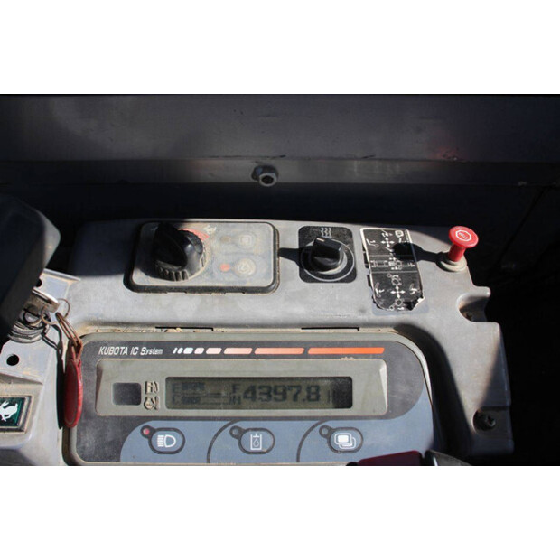 2010 كوبوتا KX101-3α2-49155285