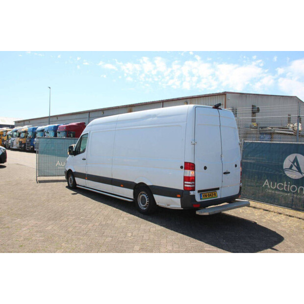 2015 Mercedes-Benz SPRINTER-49155625