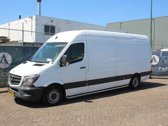 2015-mercedes-benz-sprinter-1489485-49155630