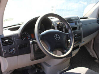 2015-mercedes-benz-sprinter-1489485-49155648