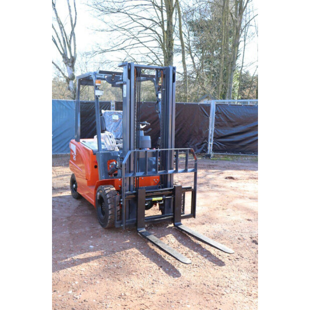 2025 Machpro MP-E2.5-49155664
