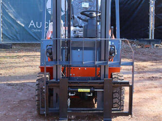 2025-machpro-mp-e2-5-1489486-49155665