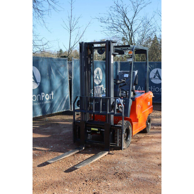 2025 Machpro MP-E2.5-49155666