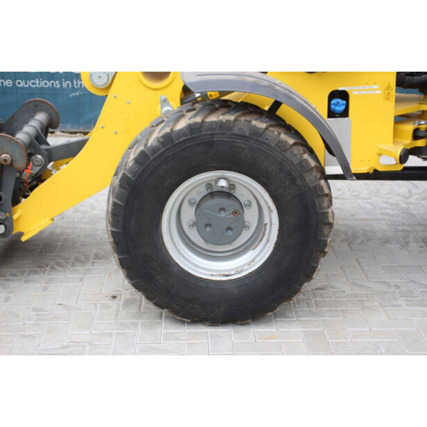 2022 نيوسون WL60-49156040