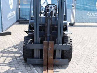 nissan-30-1489501-49156110