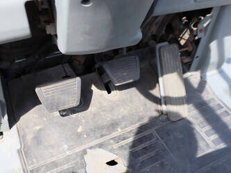nissan-30-1489501-49156130