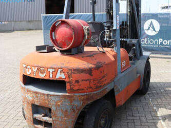 toyota-52-6fga50-1489504-49156235