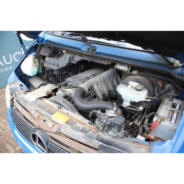 2003 مرسيدس بنز 904.6-49156336