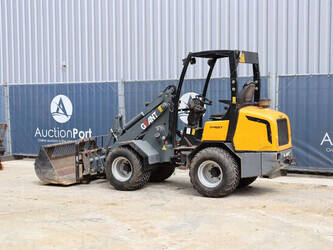 2011-giant-v452t-1489521-49156632