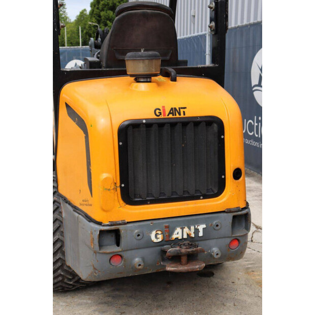 2011 GiANT V452T-49156647