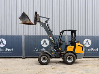 2011-giant-v452t-1489521-49156668