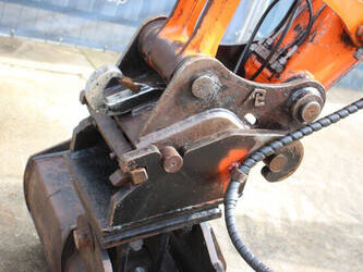 2010-hitachi-zx85us-3-1489528-49156842