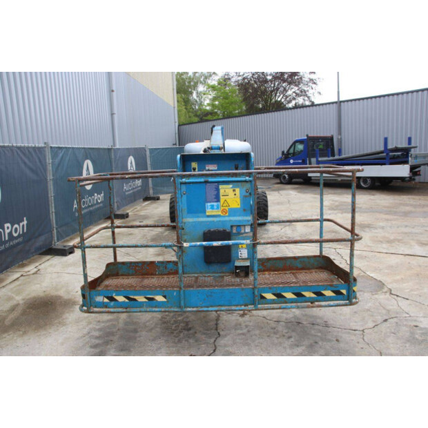 2008 جيني S-45-49156941