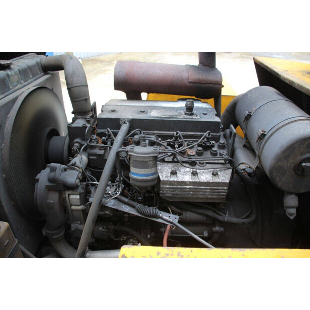 JCB 415-49156981