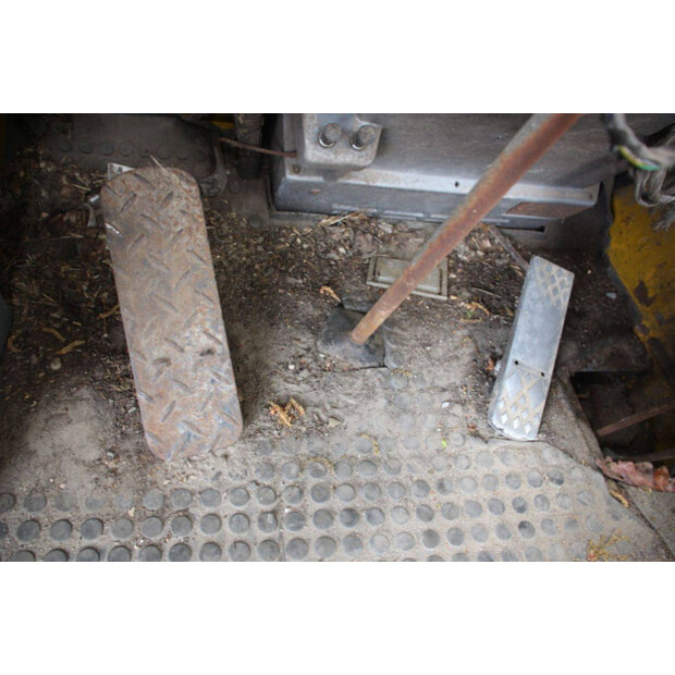 JCB 415-49156987