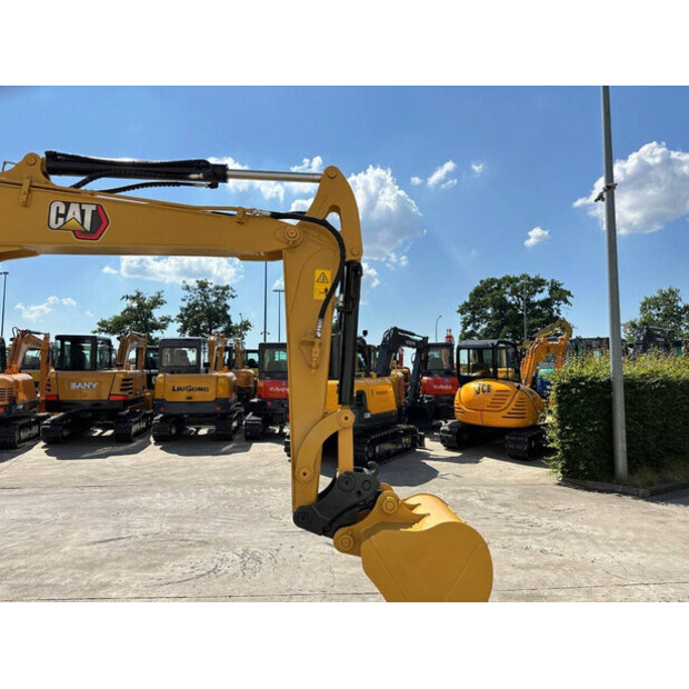 2018 Caterpillar 305.5E2-49157007