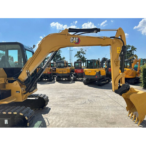 2018 Caterpillar 305.5E2-49157009