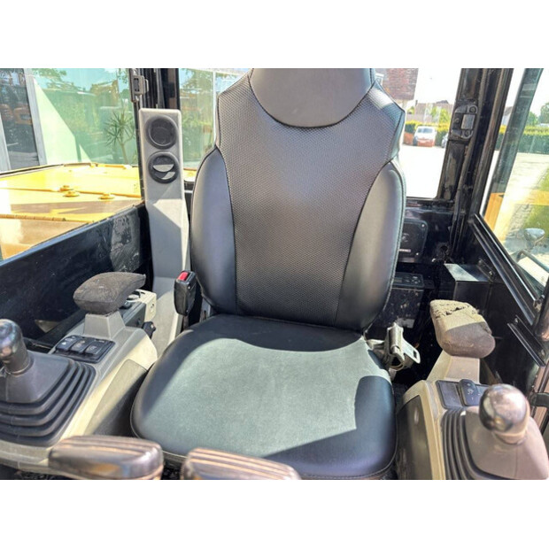 2018 Caterpillar 305.5E2-49157034