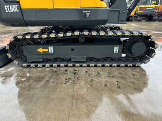 2012-volvo-ec60c-1489536-49157139