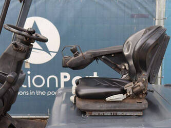 2013-toyota-8fbmt25-1489543-49157370