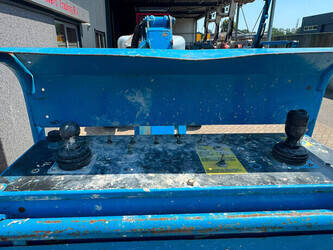 2007-genie-s-45-1489597-49159933