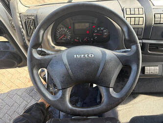 2015-iveco-eurocargo-1489598-49159961