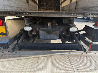 2015-iveco-eurocargo-1489598-49159964