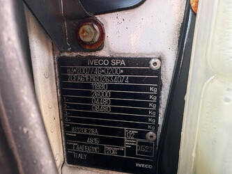 2015-iveco-eurocargo-1489598-49159965