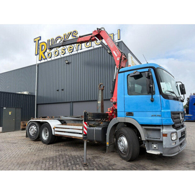 2004 Mercedes-Benz ACTROS-49160004